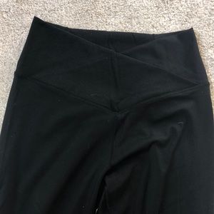 Halara Cross Over Leggings